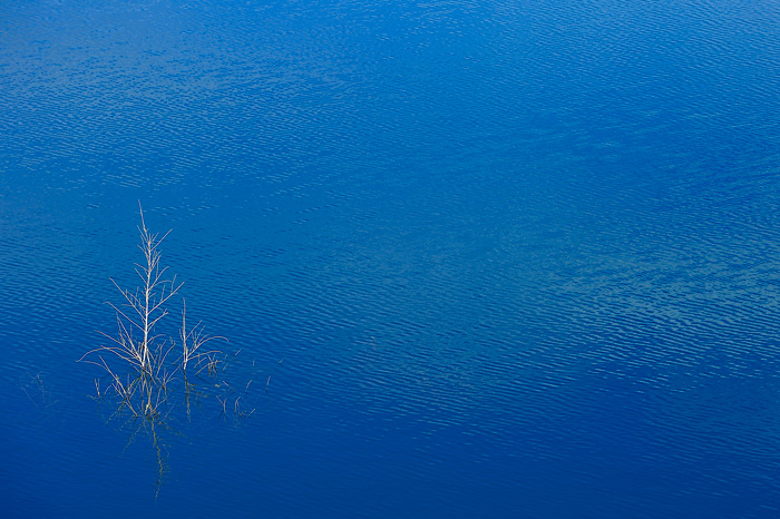 Blue (Pantano de Contreras-Spain)